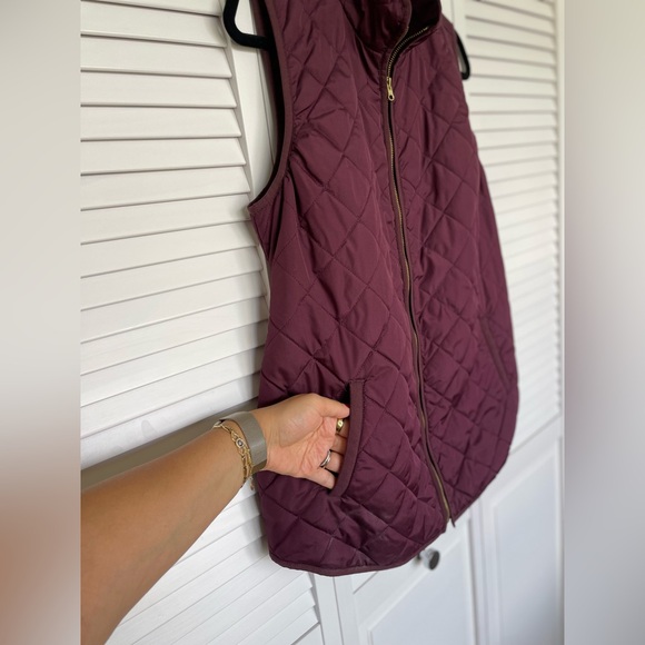 Old Navy MATERNITY Vest - Size M - Picture 6 of 8